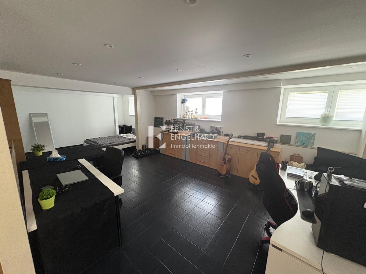 Schlaf-/ Arbeitsbereich UG